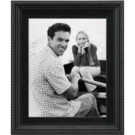 Dodd Camera - MALDEN Classic Mouldings Camden Black Beaded 8