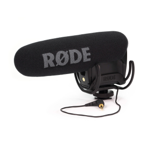 RODE VIDEOMIC PRO with Rycote Lyre shockmount