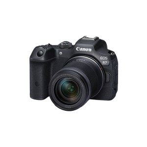 Canon EOS R7 with 18-150mm Lens