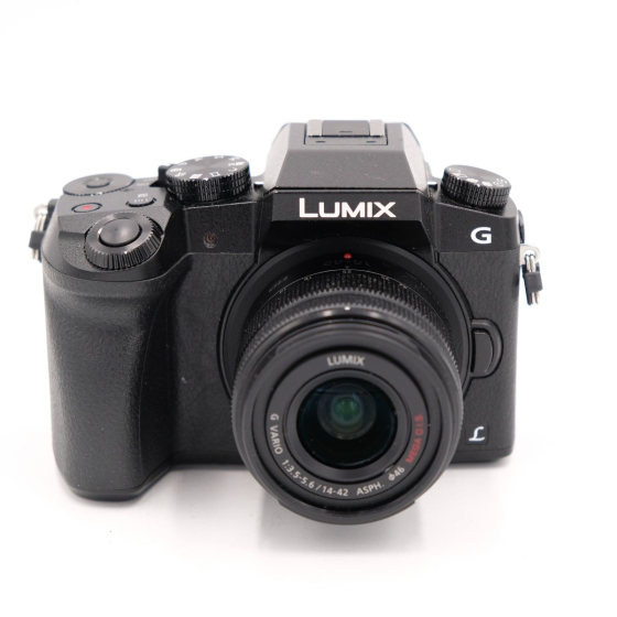USED Lumix G7 w/14-42mm