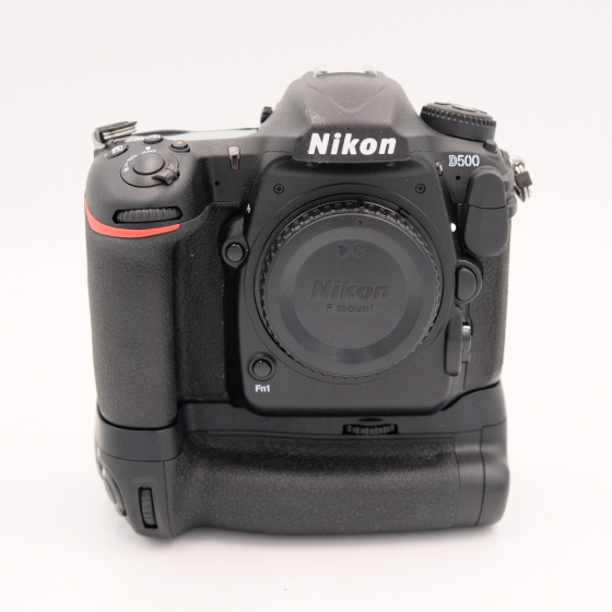 USED Nikon D500