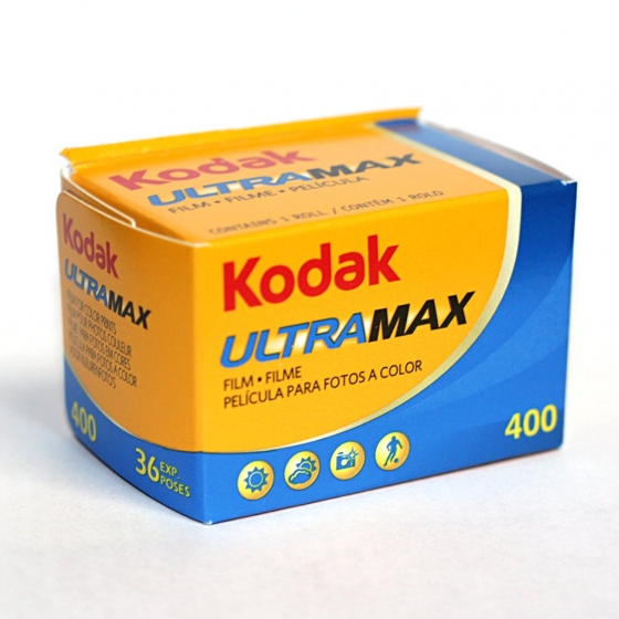 KODAK Ultra Max 400 135-36 Single Roll (CARDED BACK)