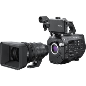 SONY PXW FS7 II Camcorder Kit w/ 18-110 Zoom  Lens XDCam 4K