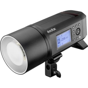 GODOX AD600Pro (All-in-One Outdoor Flash)