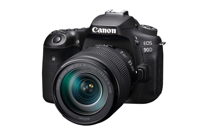 CANON EOS 90D DSLR Camera with EF-S 18-135 IS USM Lens Kit